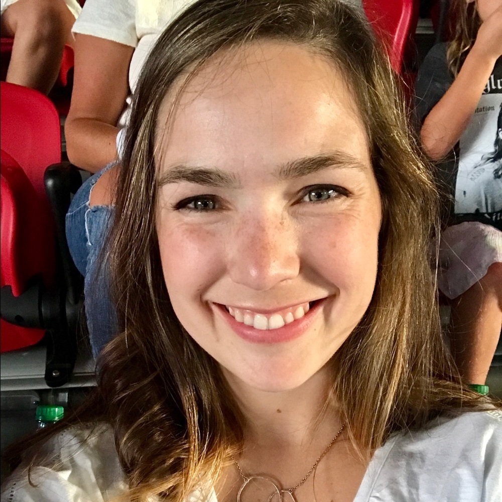 Meet your Posher, Alena